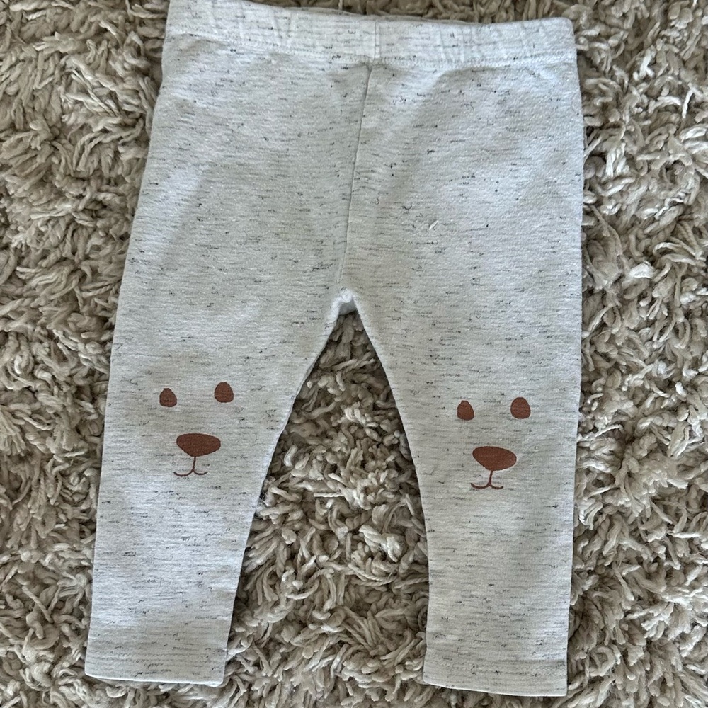 Zara Gray Bear Face Leggings